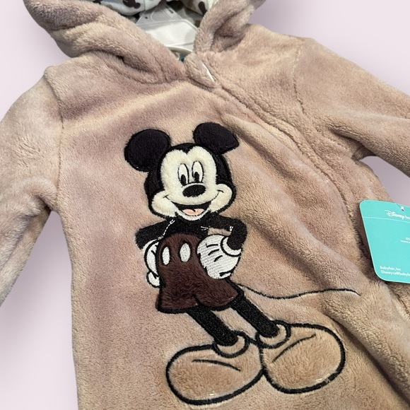 NWT Disney Baby Mickey Mouse One Piece Footies with Hood Tan Size 3/6 Months - Picture 4 of 10